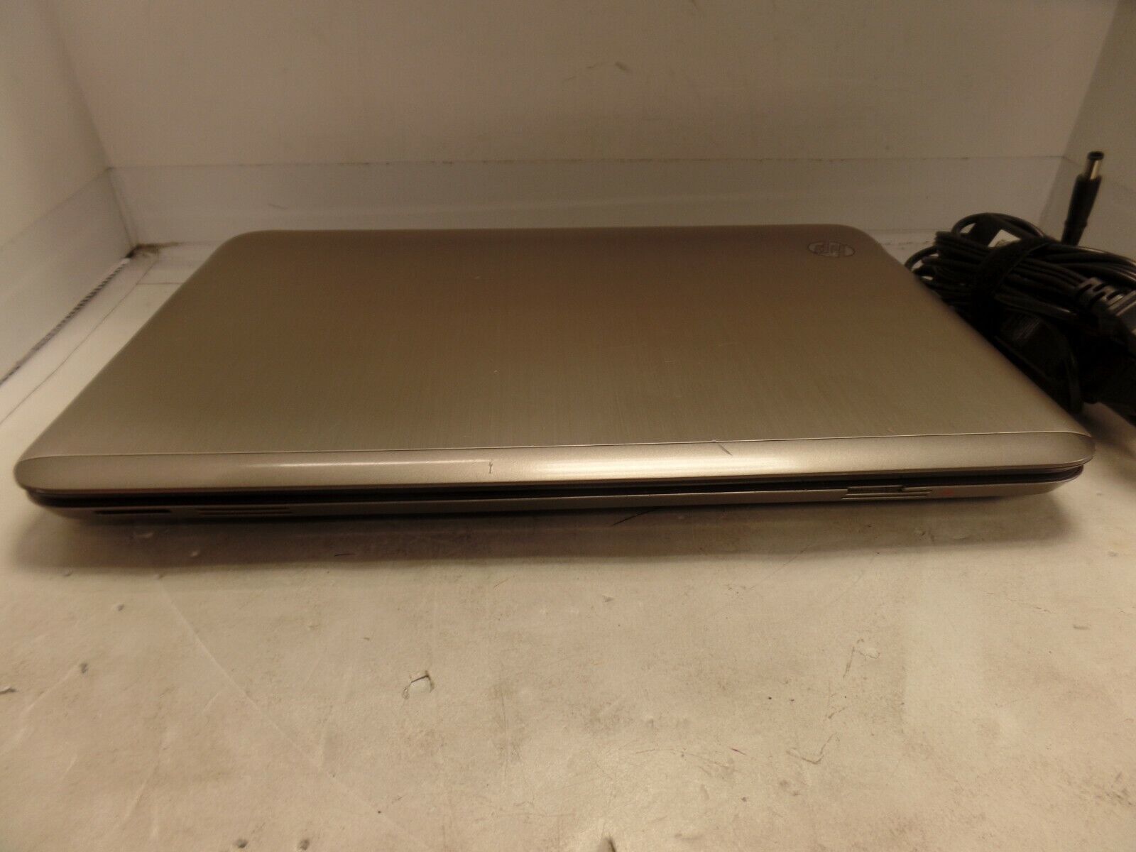 Brushed Aluminum 15.6″ HP Pavilion DV6-6177ee 2GHz i7-2630 6GB 750GB Arabic KYBD