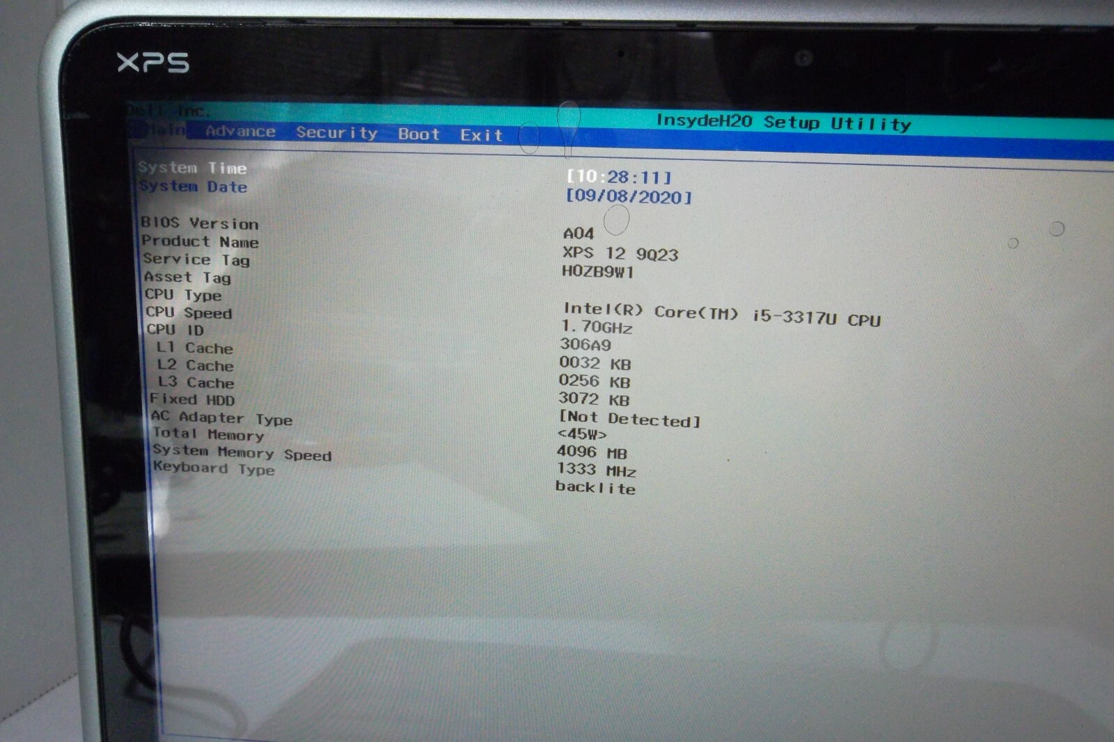 Dell XPS 12 9Q23 Hybrid Ultrabook Intel Core i5-3317U 1.70GHz 1080p Wi-Fi Touch