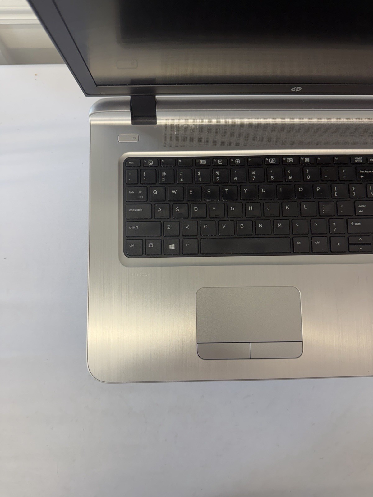 HP Probook 470 G3 Laptop – Good Screen – Intel i5-6200U – RAM 8 GB – Read Des