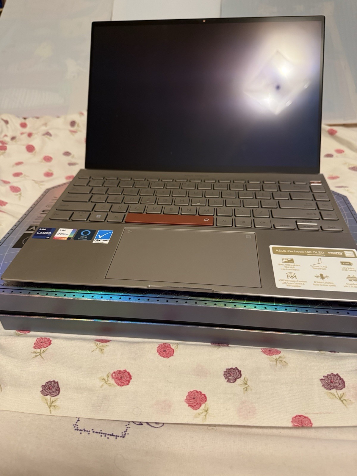 ASUS Zenbook 14x OLED Ultra Space Edition I9 32GB 1TB SSD