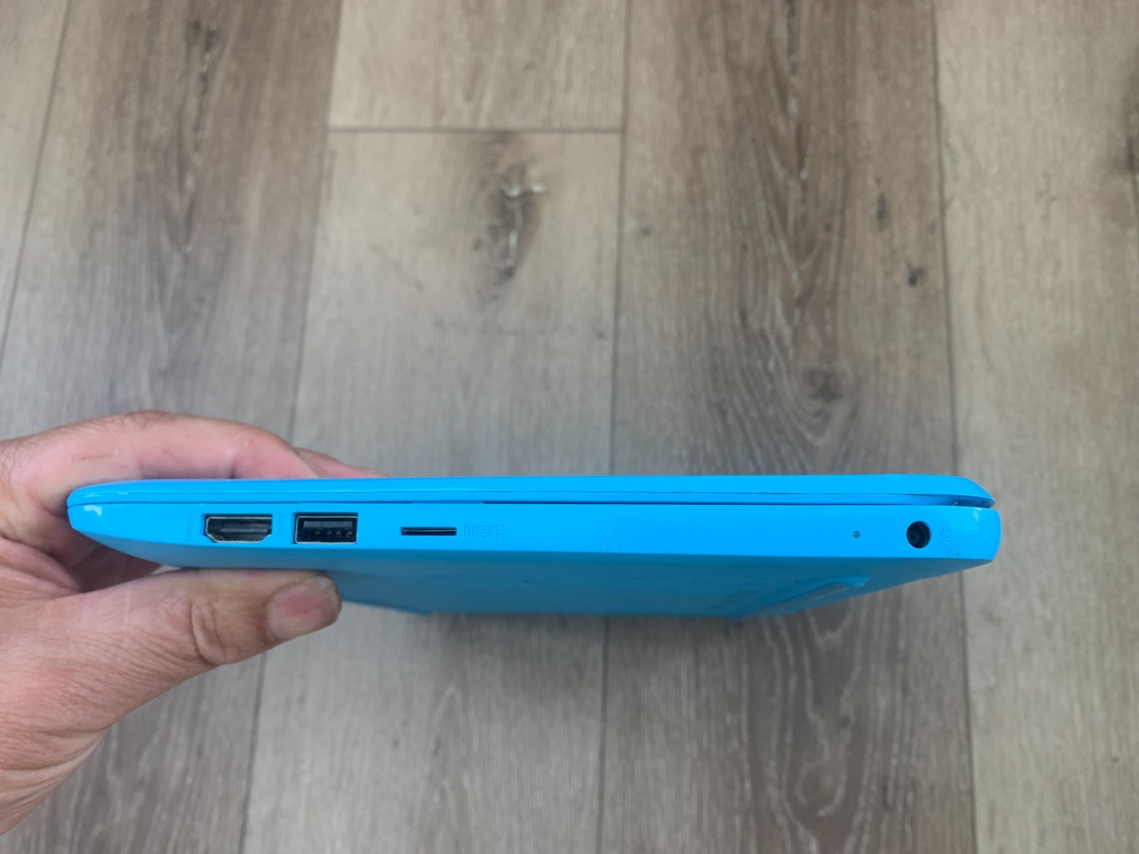 HP Stream 11-ah110nr 11.6″ Intel Celeron N4000 1.10GHz 4GB RAM 32GB SSD Win 10