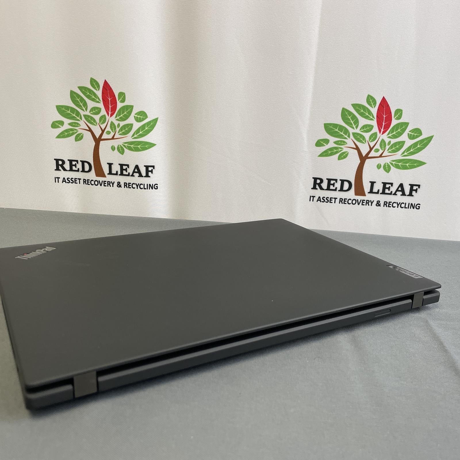 Lenovo ThinkPad T14 Gen 3 14″ FHD+, Core i7-1260P, 16GB, 512GB NVMe, Win 11 Pro