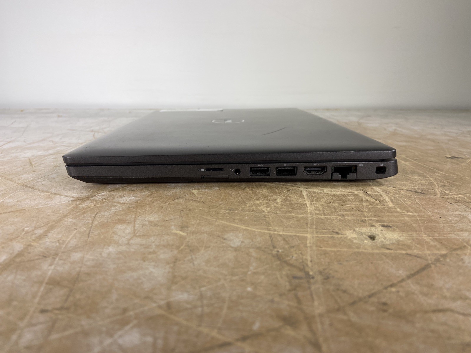 DELL LATITUDE 5400 i7-8665U @ 1.90GHz, 8GB RAM, NO HDD/OS – (FOR PARTS)