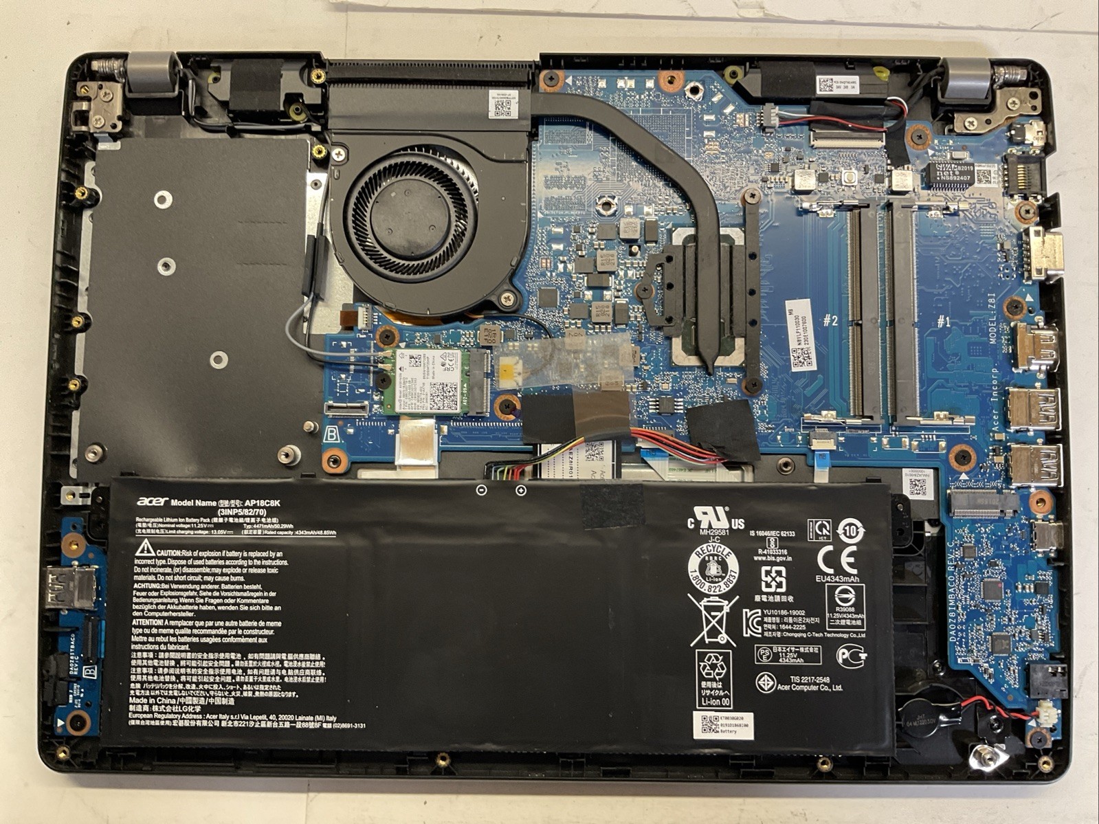 Acer TravelMate P214-52 Laptop | Intel Core i7-10510U (P15)