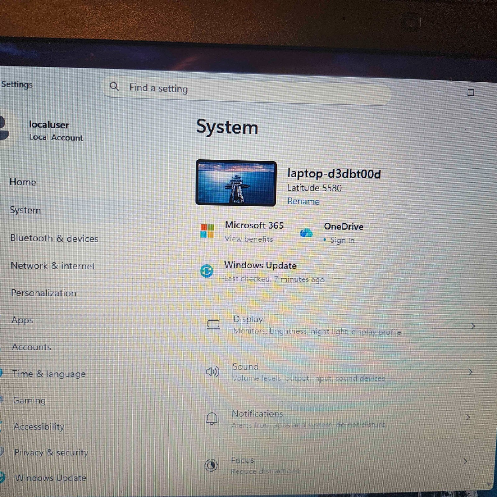 Dell Latitude 5580 I5-7740HQ GT 940M 2GBVRAM 12GB DDR4 RAM