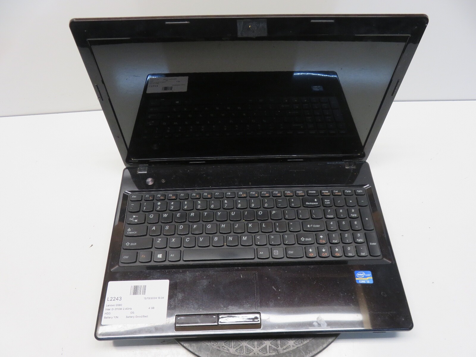 Lenovo G580 Intel i3-3110M 2.4GHz 4 GB NO HDD No Batt