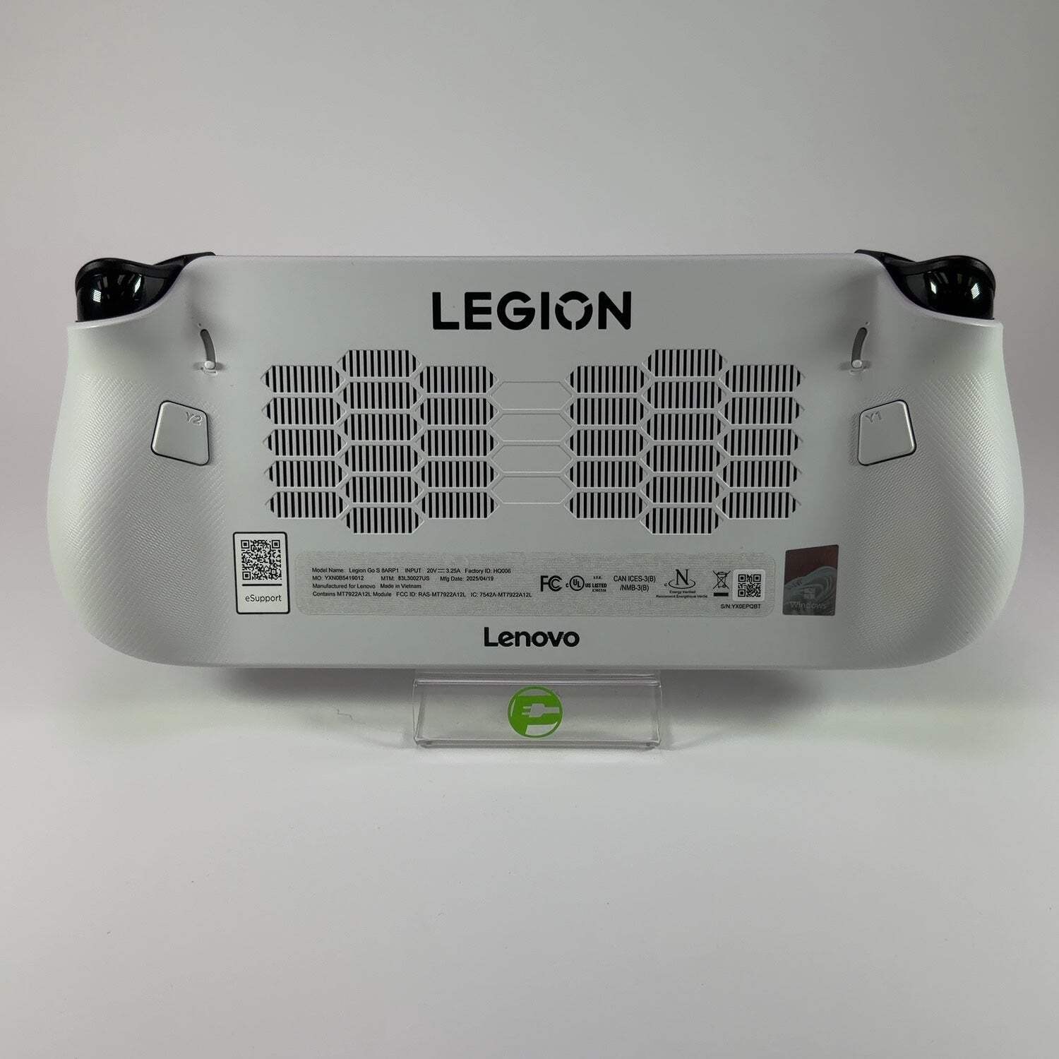 Lenovo Legion Go S 8″ AMD Ryzen Z2 Go 16GB RAM 512GB White 83L3001VUS
