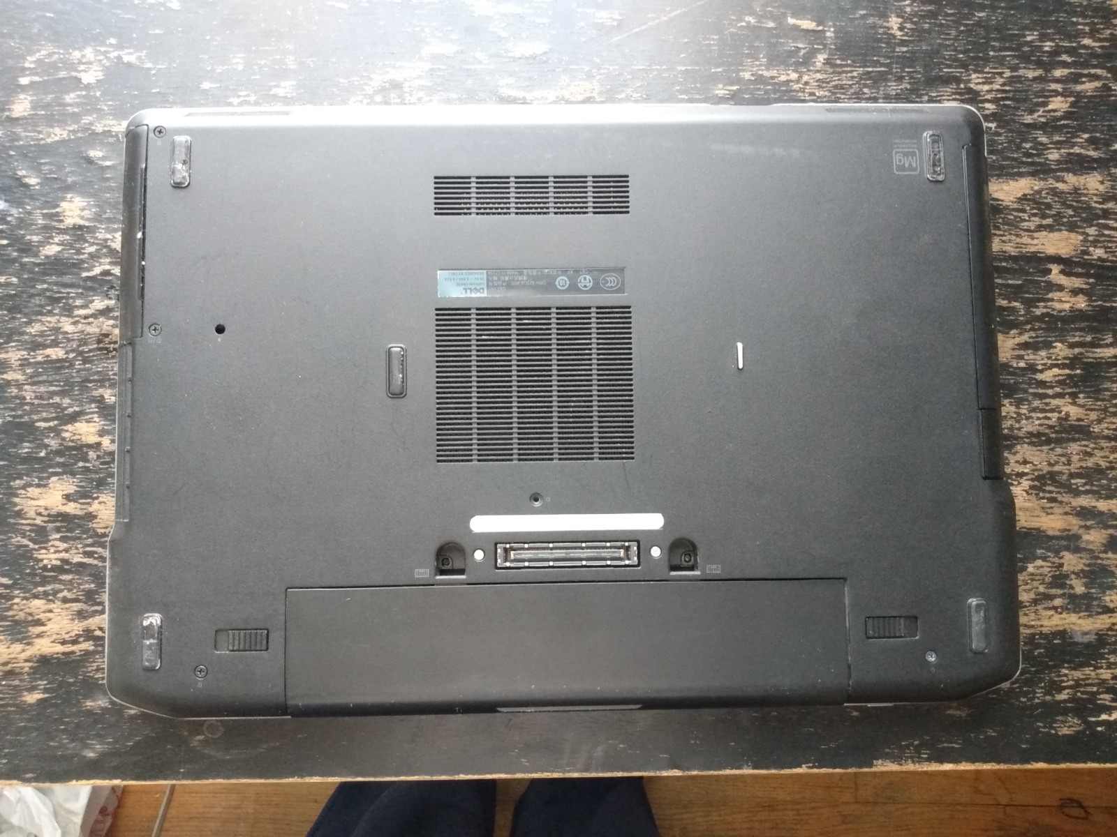 Dell Latitude E6430 – intel Core I5 3rd gen – NO RAM/HDD/BATT – Power issue