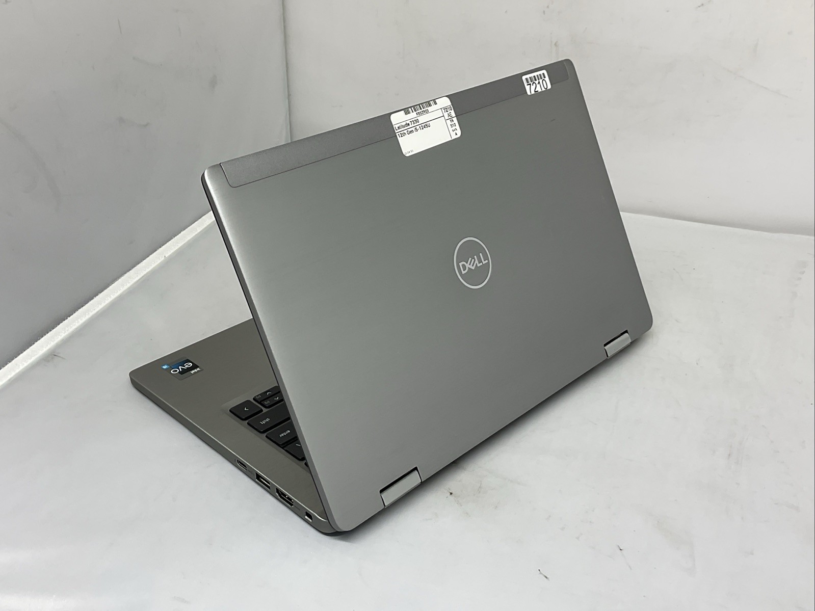 Dell Latitude 7330 2-in-1 – i5-1245U – 16GB, 512GB, Windows 11 +Adapter