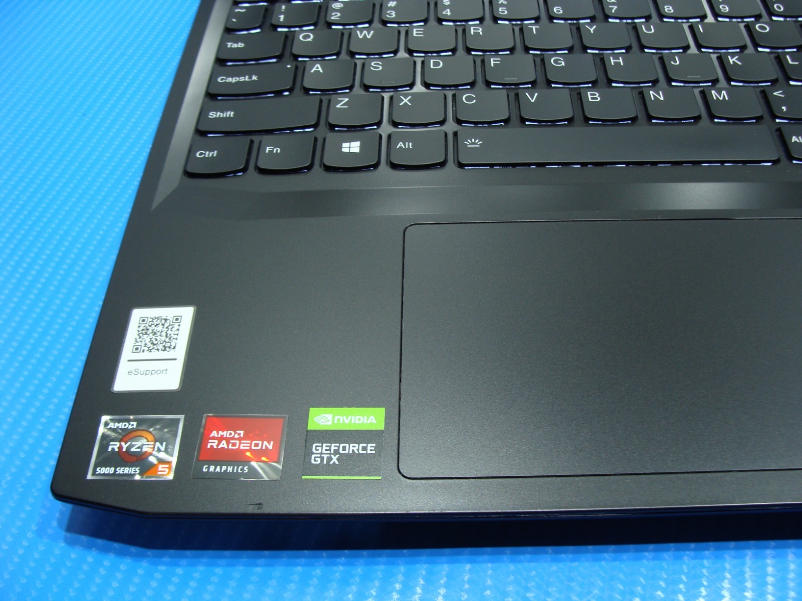 Lenovo IdeaPad Gaming 3-15ACH6 15.6″FHD 120Hz Ryzen 5 3.3GHz 8GB 512GB GTX 1650