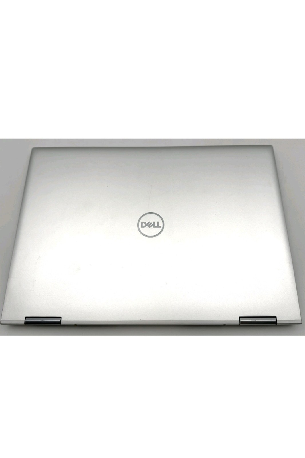 Dell Inspiron 7706 – 17″ – i7-1165G7 – 8GB RAM – 256GB SSD