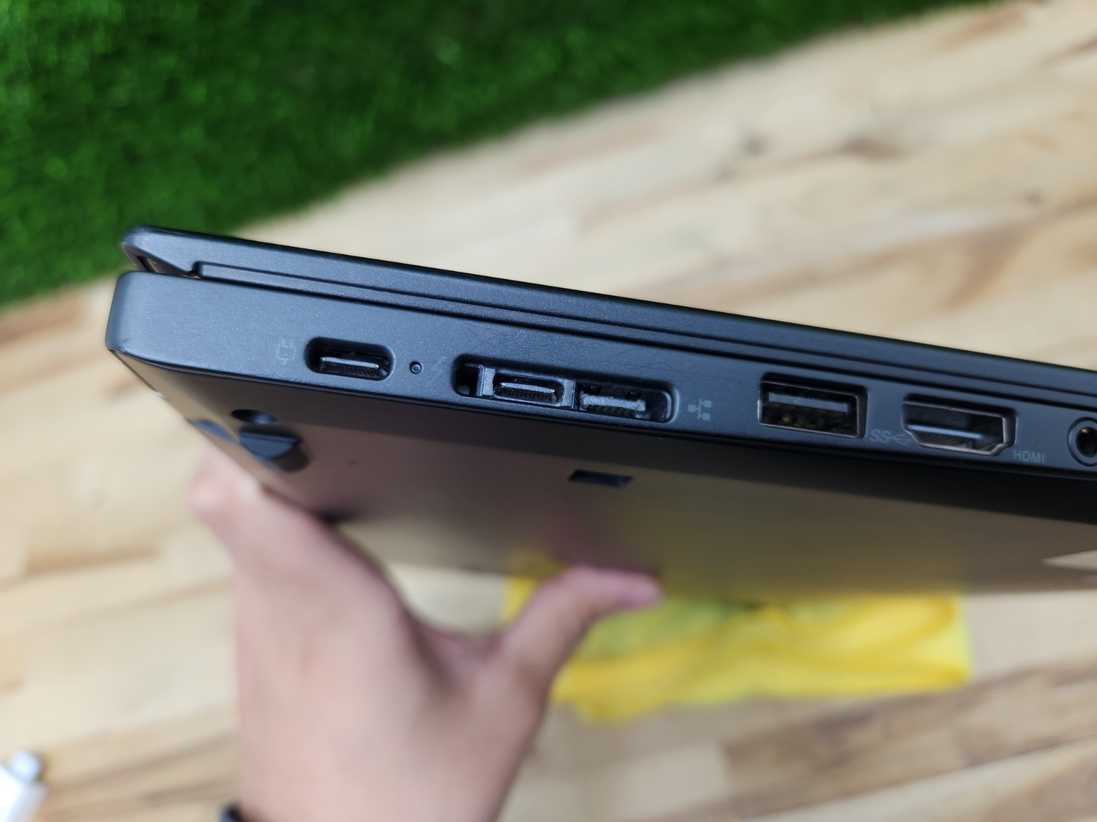 Lenovo ThinkPad X13 Gen 1 13.3″ FHD Touch i7-10610U 1.8GHz 16GB 256GB SSD Win11~