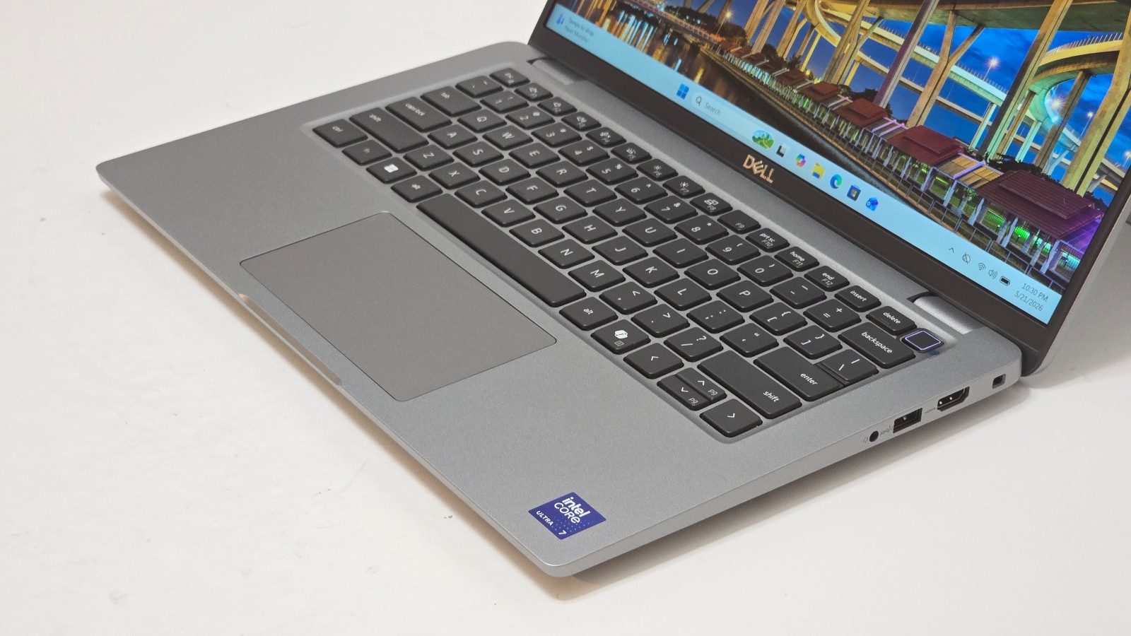 Dell Precision 3490 (Intel Ultra 7 165H CPU, 32 GB RAM 1 TB SSD) 14″ FHD Touch