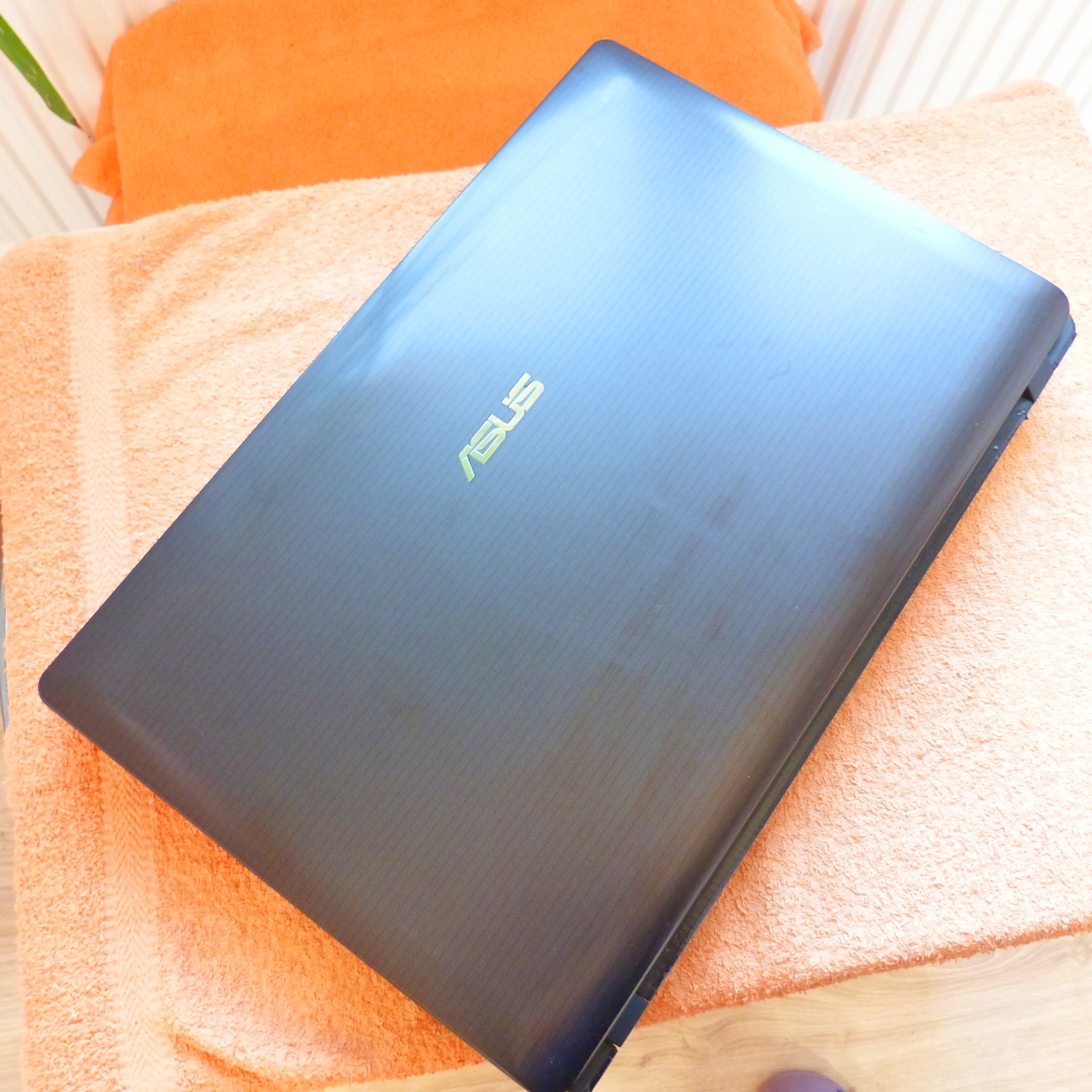 Asus K93 18 inch cinema MONSTER FULLHD BLURAY l 1TB SSD Windows 11 l 16GB…