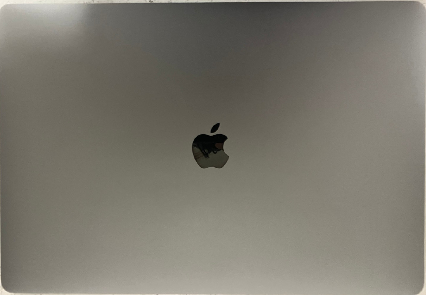 Apple MacBook Pro A2141 16″ Radeon 5500M 2.3GHz Intel Core i9-9880H 32GB 1TB