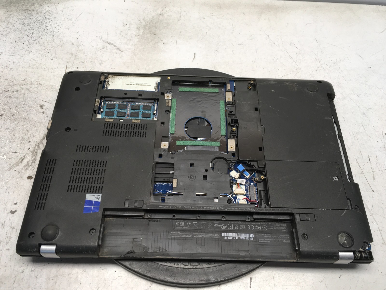 Lenovo ThinkPad E560 Intel i7 No RAM NO HDD