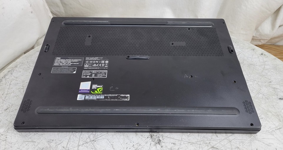 MSI GS65 Stealth Thin MS-16Q2 Laptop Core I7-8750H 32GB SEE NOTES