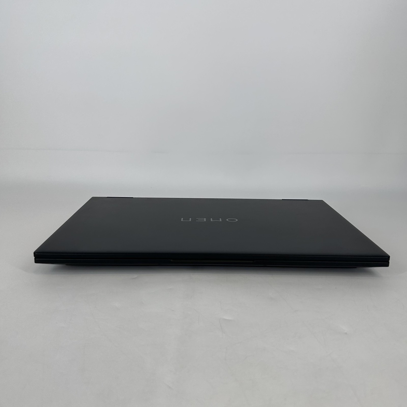 HP Omen 16 165Hz FHD 2.1 GHz i7-14700HX 16GB 512GB SSD NVIDIA RTX 4050 Excellent