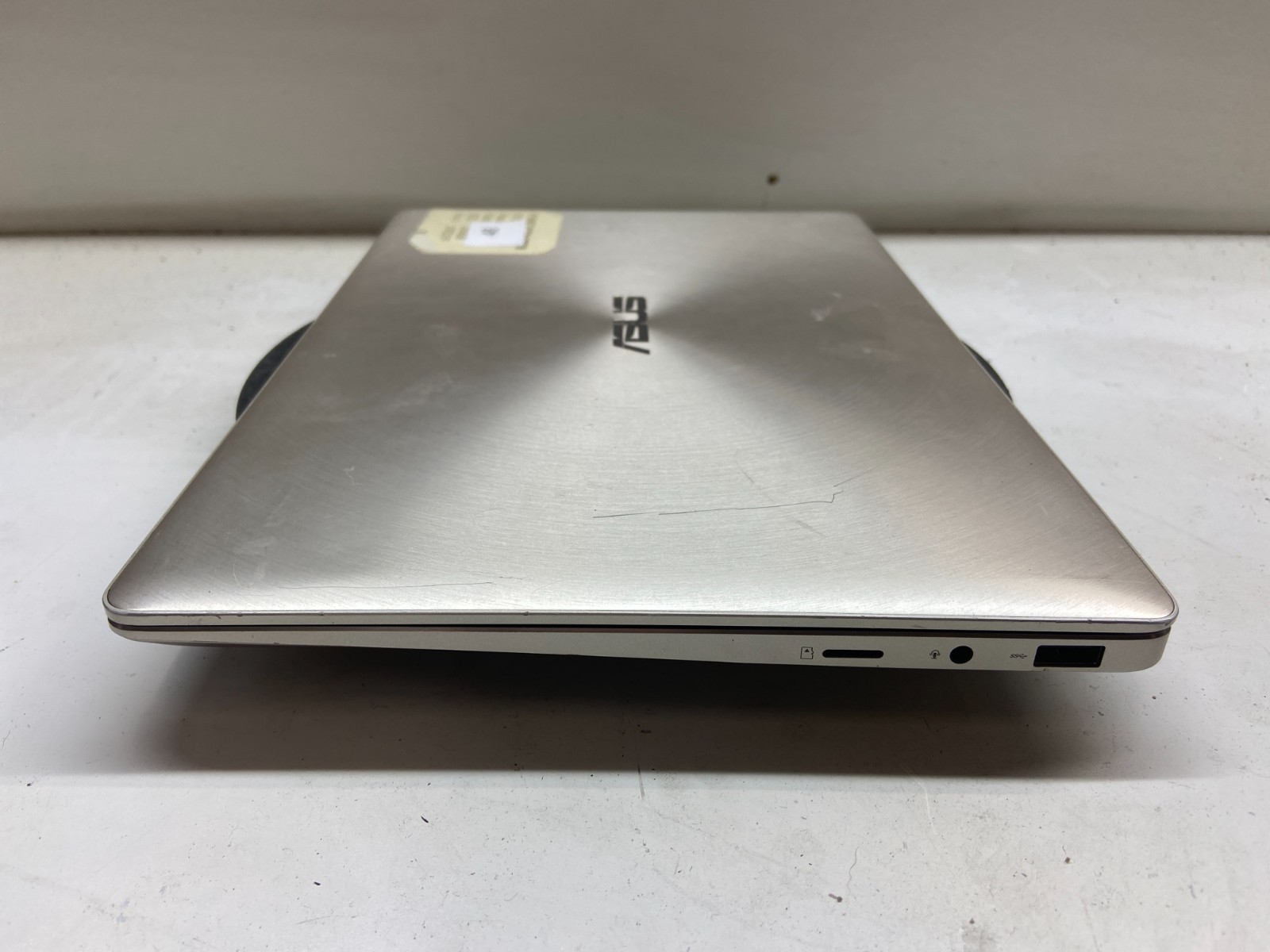 Asus Zenbook UX331U Intel Core i5-8250U 1.6GHz 8GB NO HDD