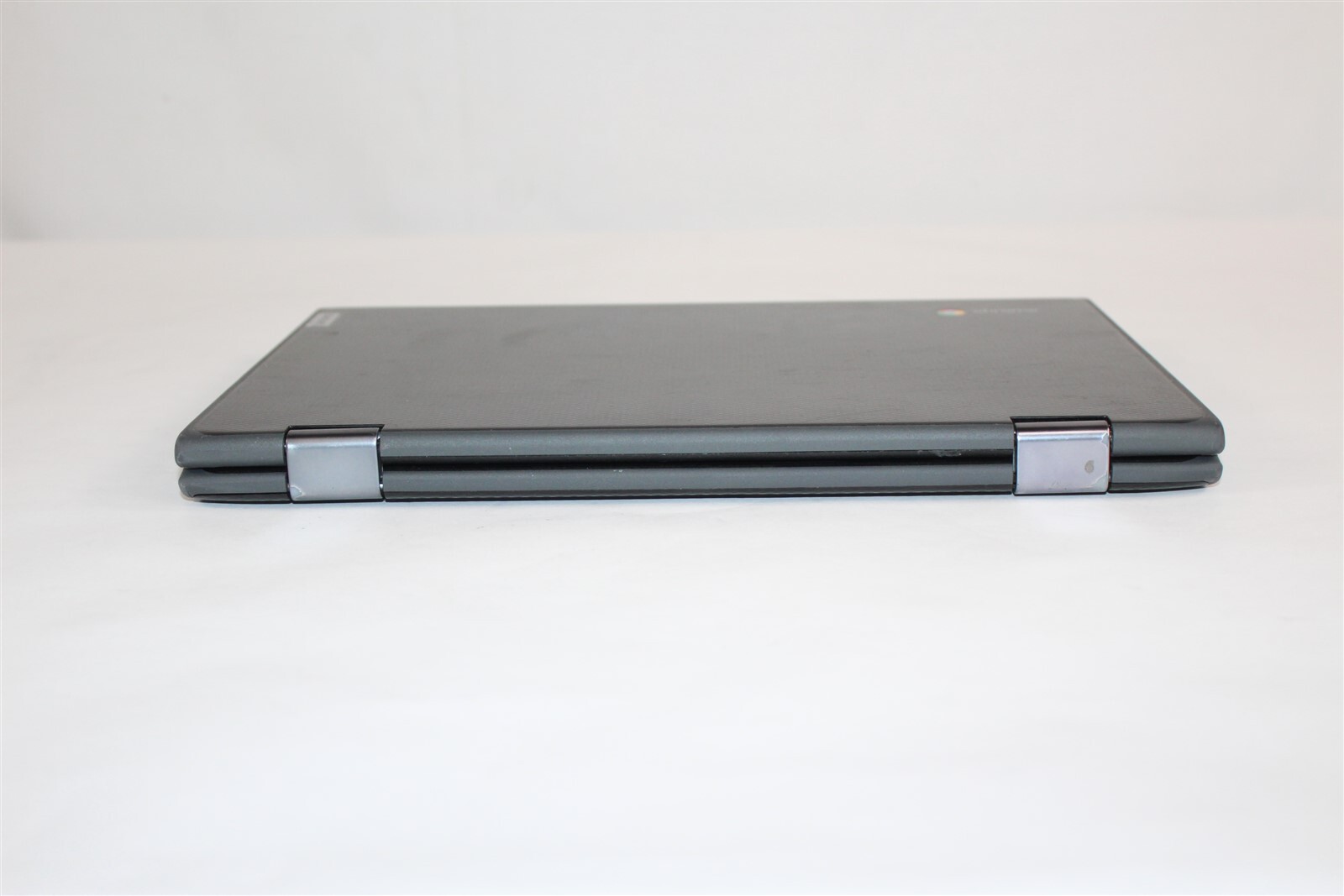 Lenovo ChromeBook 300E Gen 2 11.6″ HD Touch AMD A4-9120C 1.6GHz 4GB 32GB eMMC