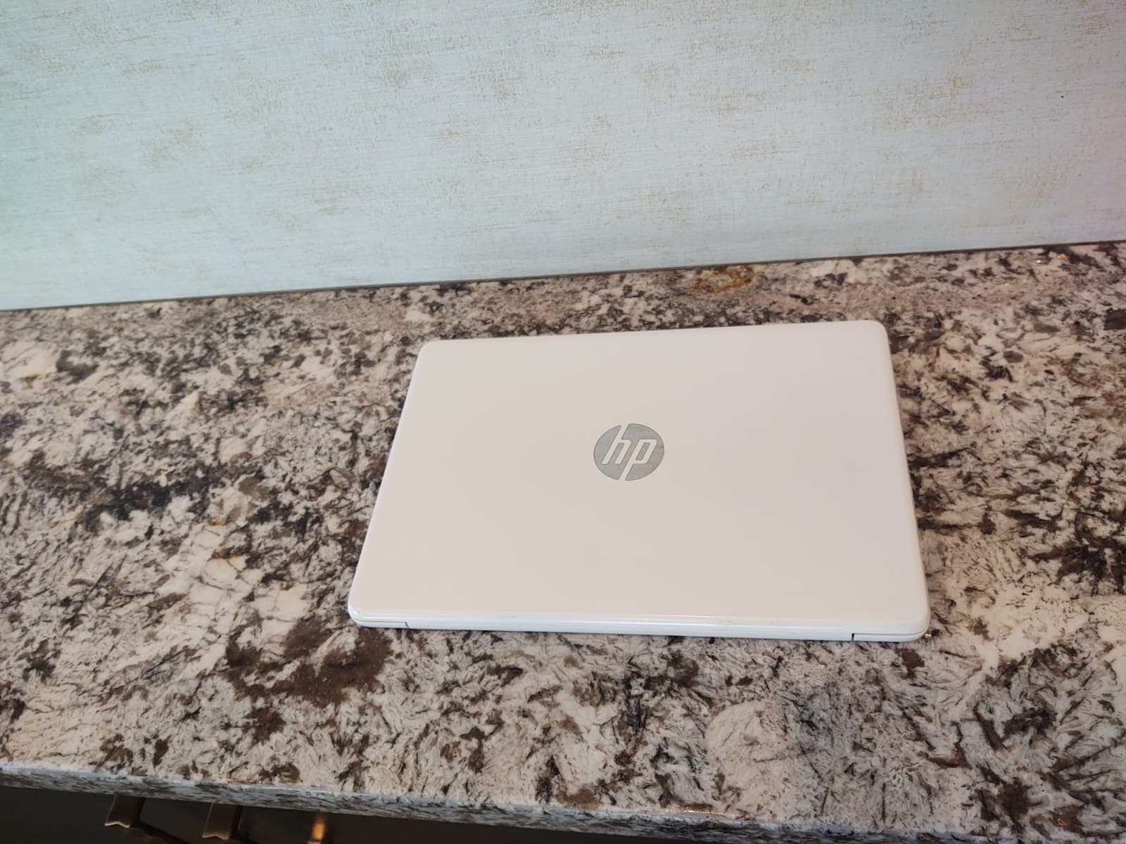 HP Stream Laptop Model 11-AK0012DX Made For School And Work