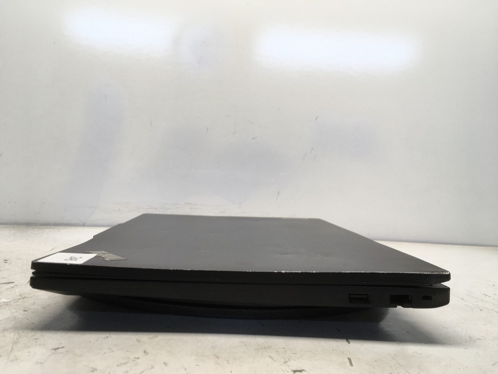 Lenovo ThinkPad E16 AMD Ryzen 7 7730U 2GHz 8 GB NO HDD No Batt
