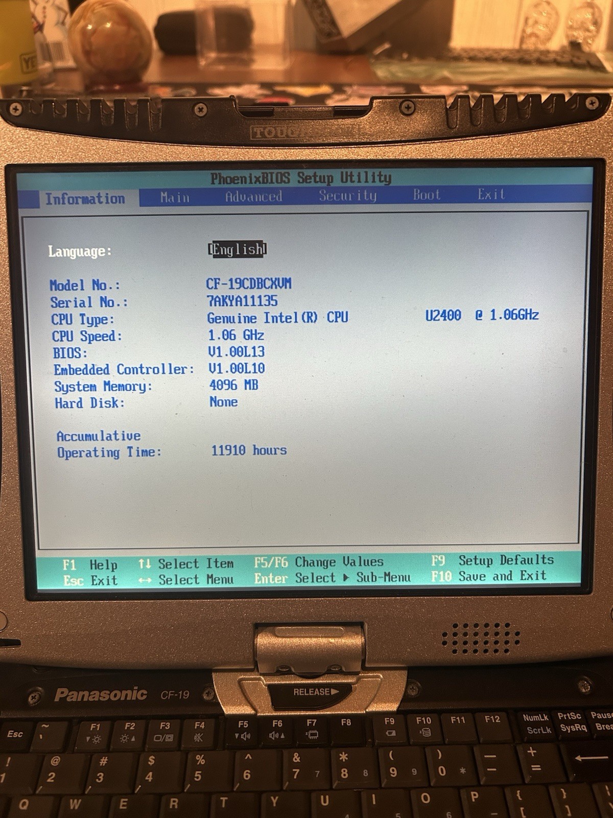 Panasonic Toughbook CF-19 Rugged Silver 10.1in Atom U2400 1.06GHz 4GB