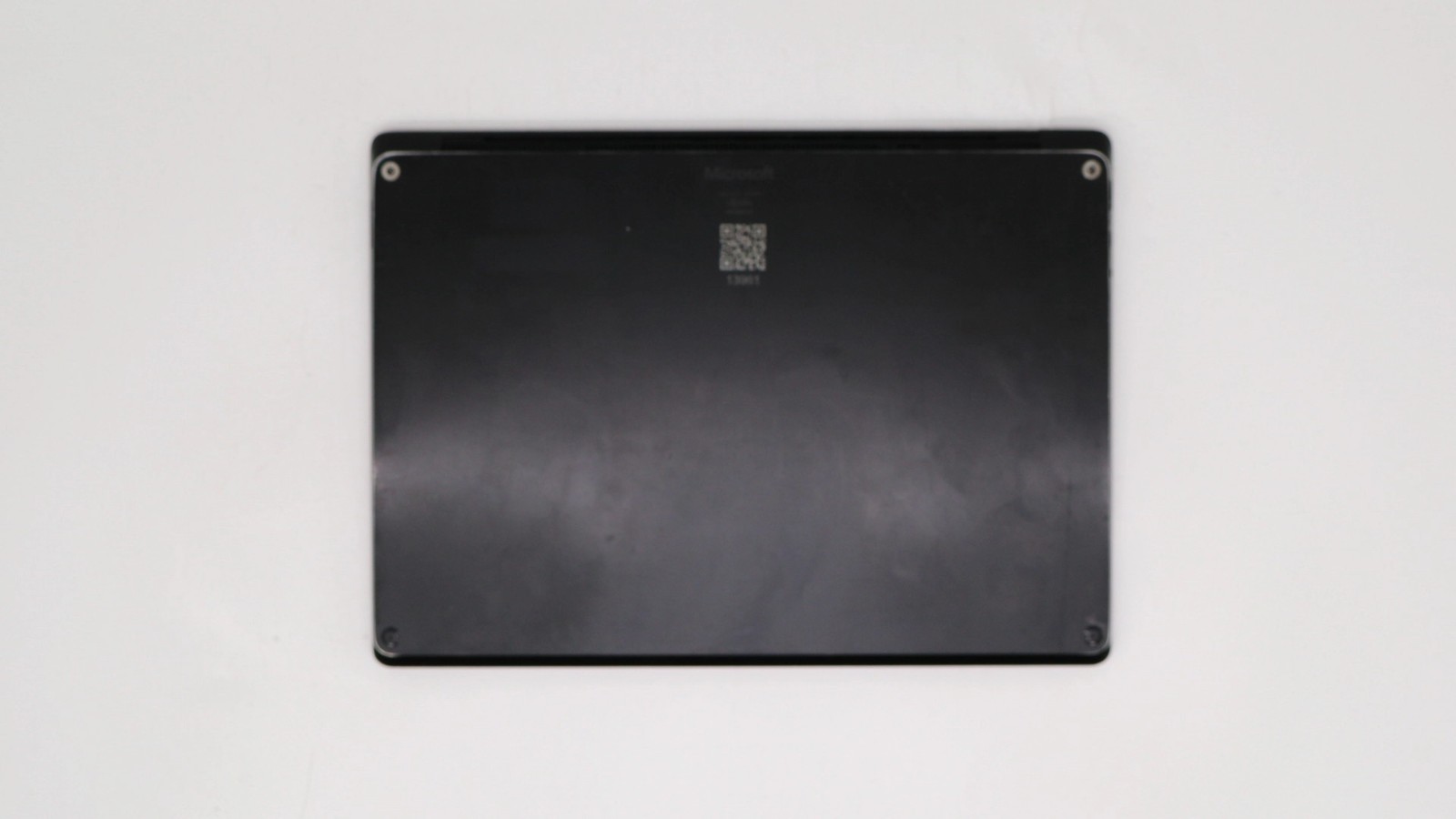 Microsoft Surface Laptop 3 13″ i7-1065g7 16GB 512GB – Good