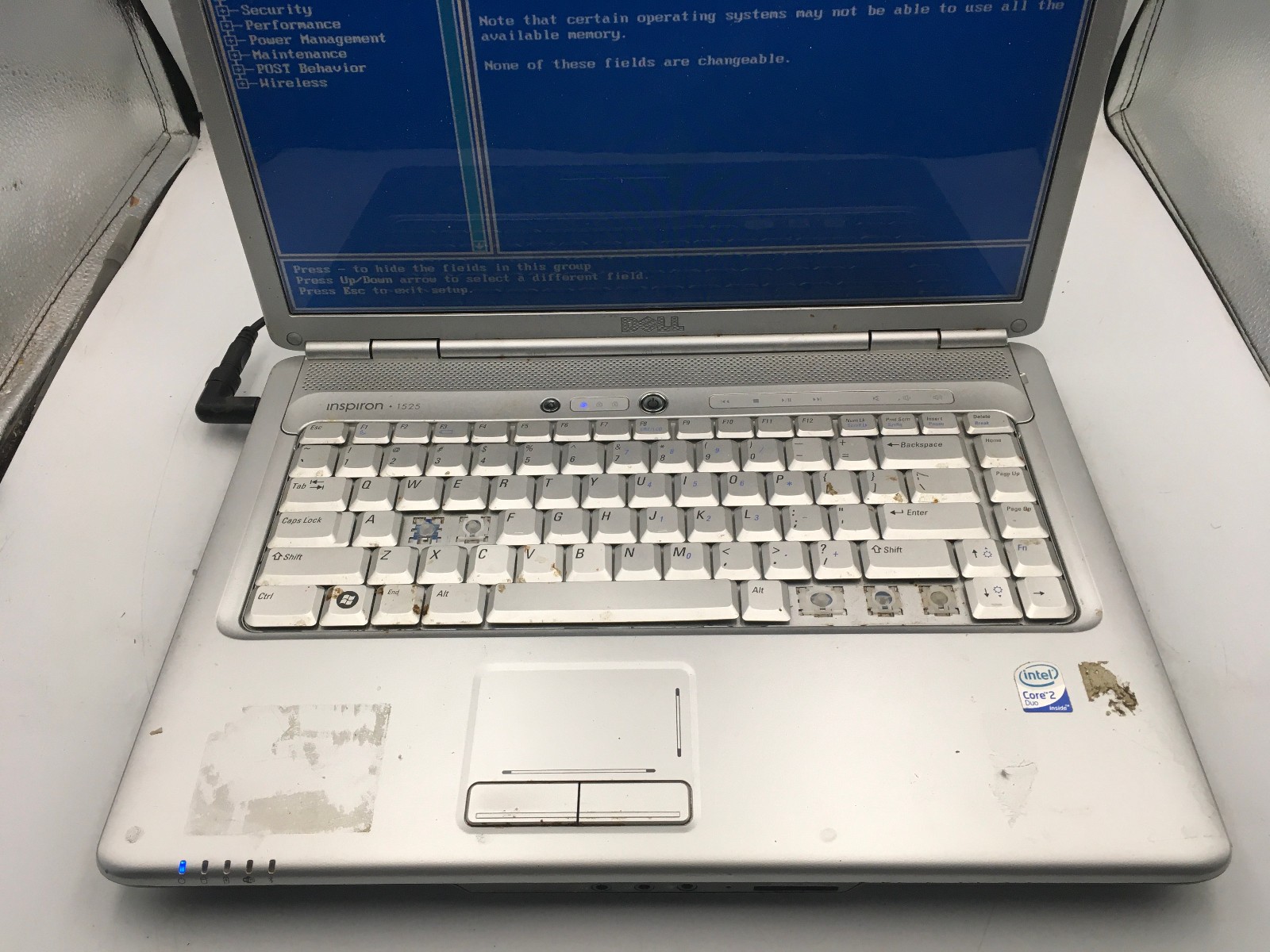 DELL INSPIRON 1525 – BOOTS TO BIOS – INTEL CORE 2 DUO – 2GB RAM – 15″ – READ -BB