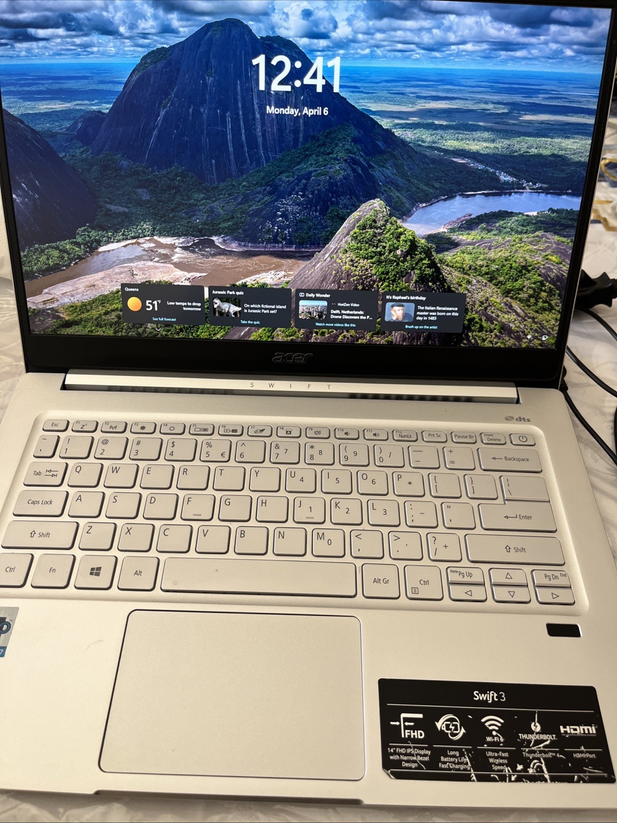 Acer Swift 3 Slim Laptop – Fast, Lightweight, Perfect for School/Work!