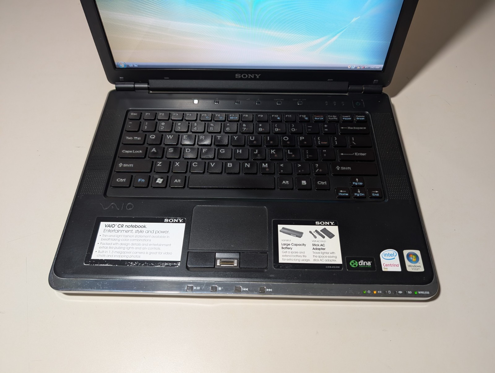 14″ Sony Vaio VGN | C2D T9300 4GB RAM 128GB SSD | DVD Win Vista 32-Bit