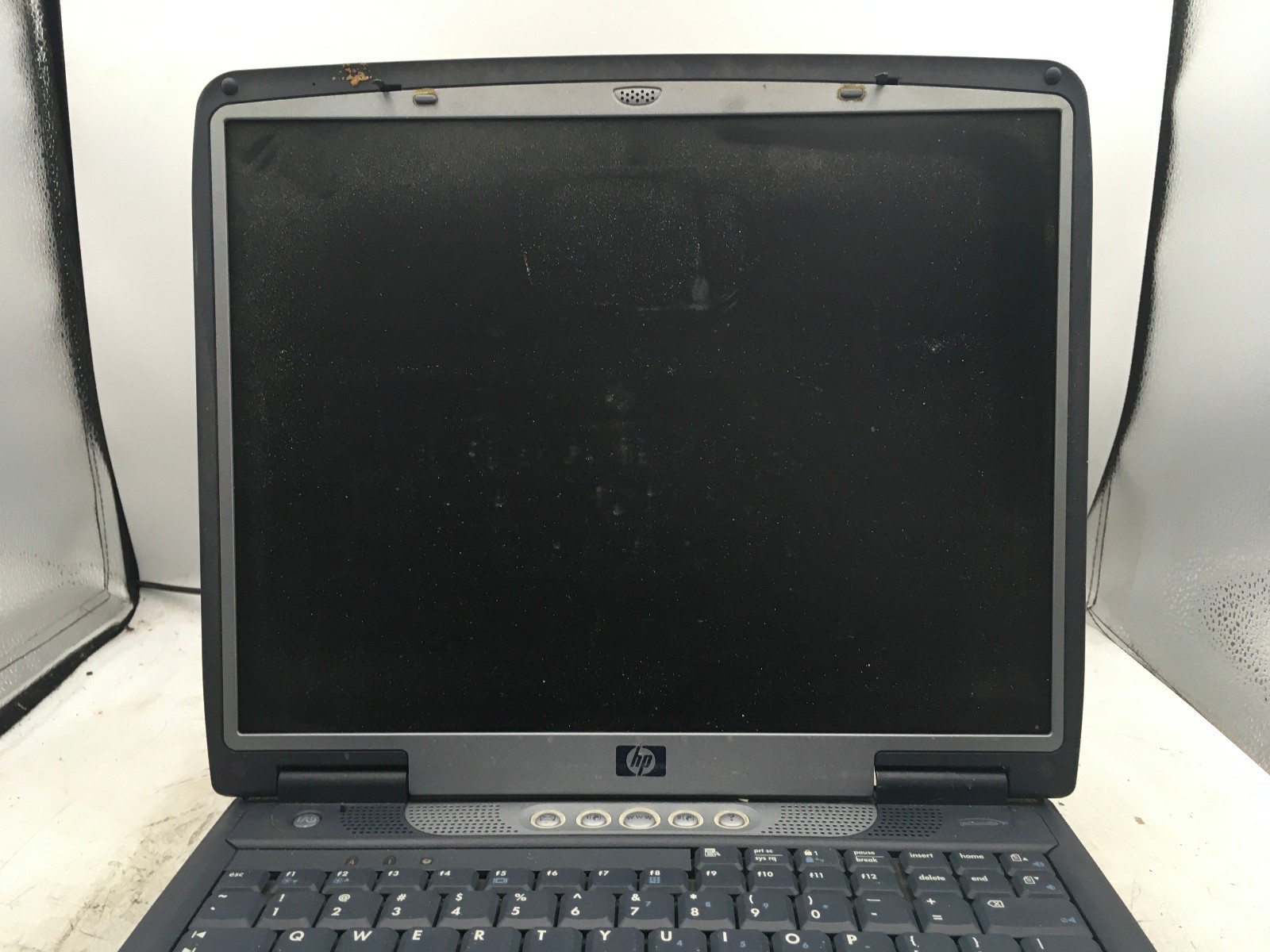 HP PAVILION XZ185 – FOR PARTS/REPAIR – INTEL PENTIUM III – 256MB RAM – READ – BB