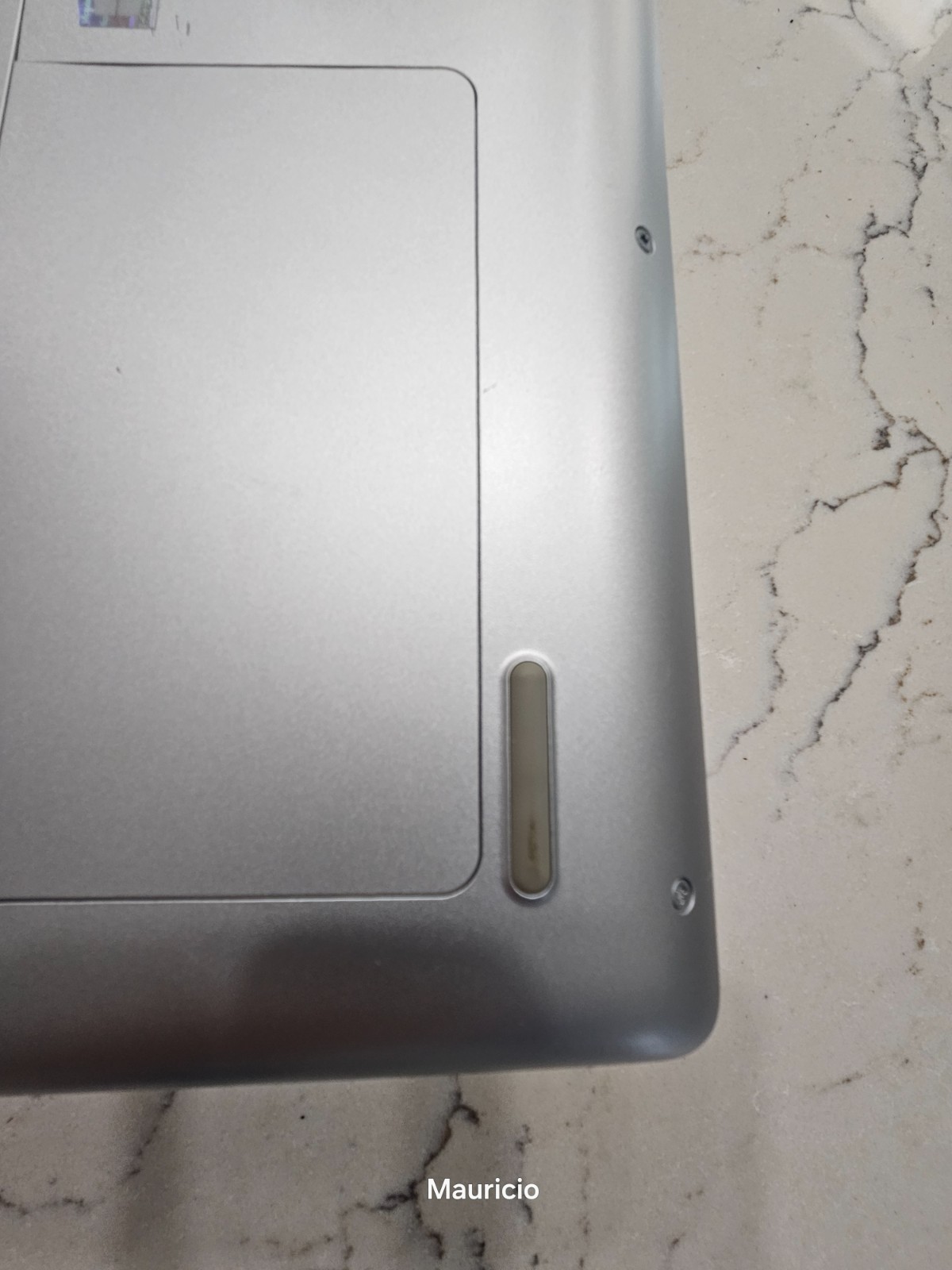 HP Probook 470 G5.Intel i7 8550U. Resolution 1920×1080. Wind.11 Pro