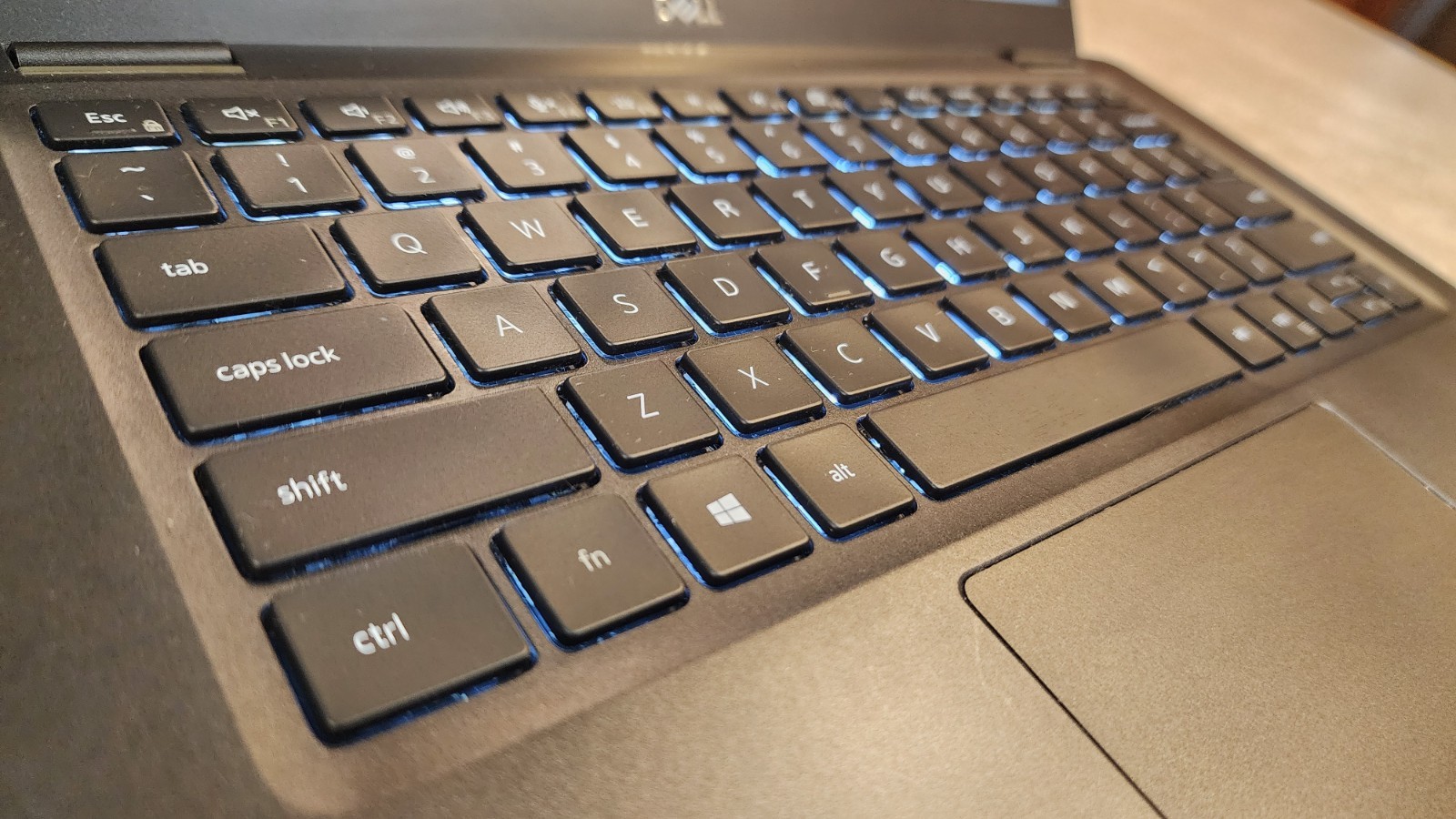 Dell Latitude 7310 13.3″ FHD i5-10310U 16GB RAM No SSD