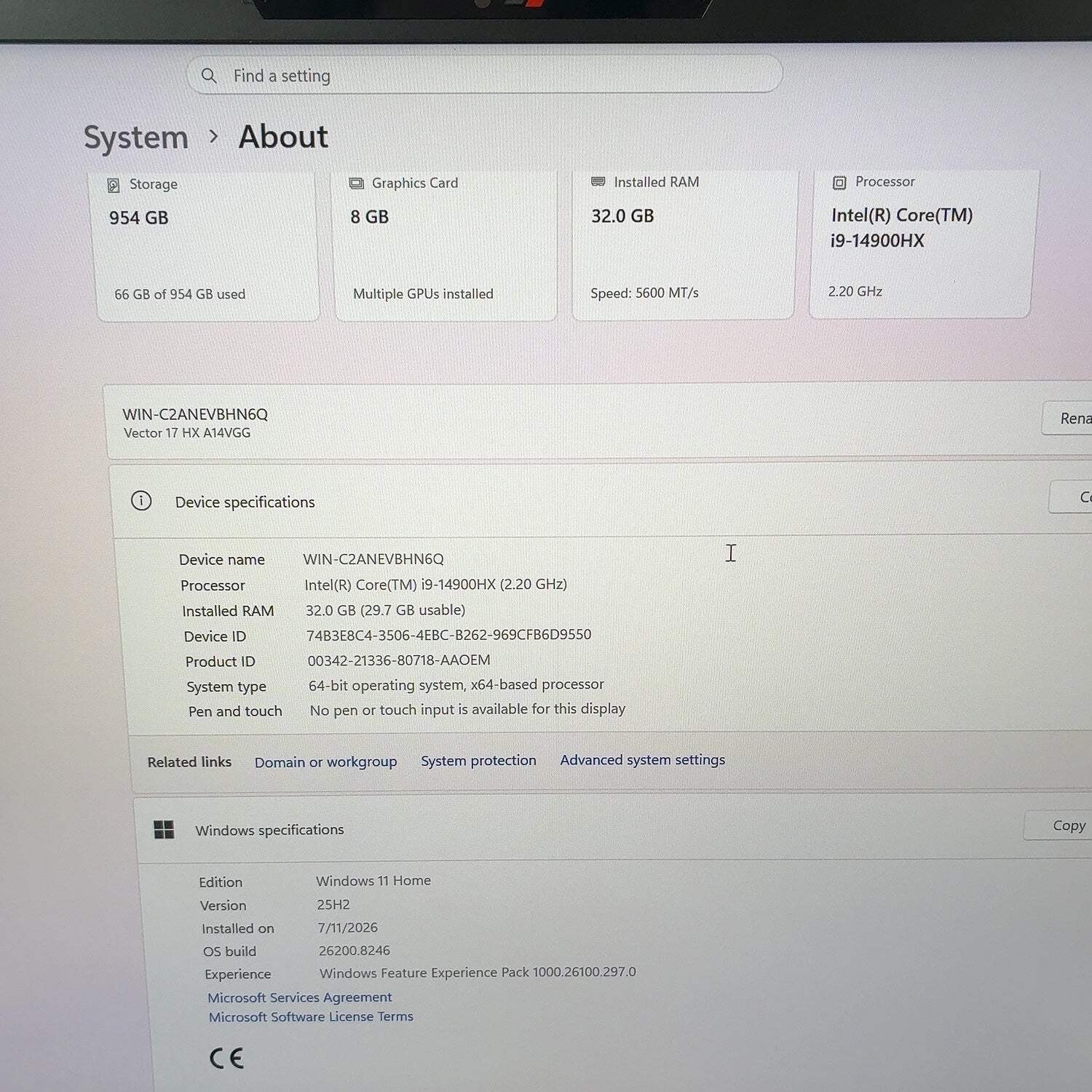 MSI Vector 17 HX A14VGG 17″ i9-14900HX 2.2GHz 32GB RAM 1TB SSD GeForce RTX 4070