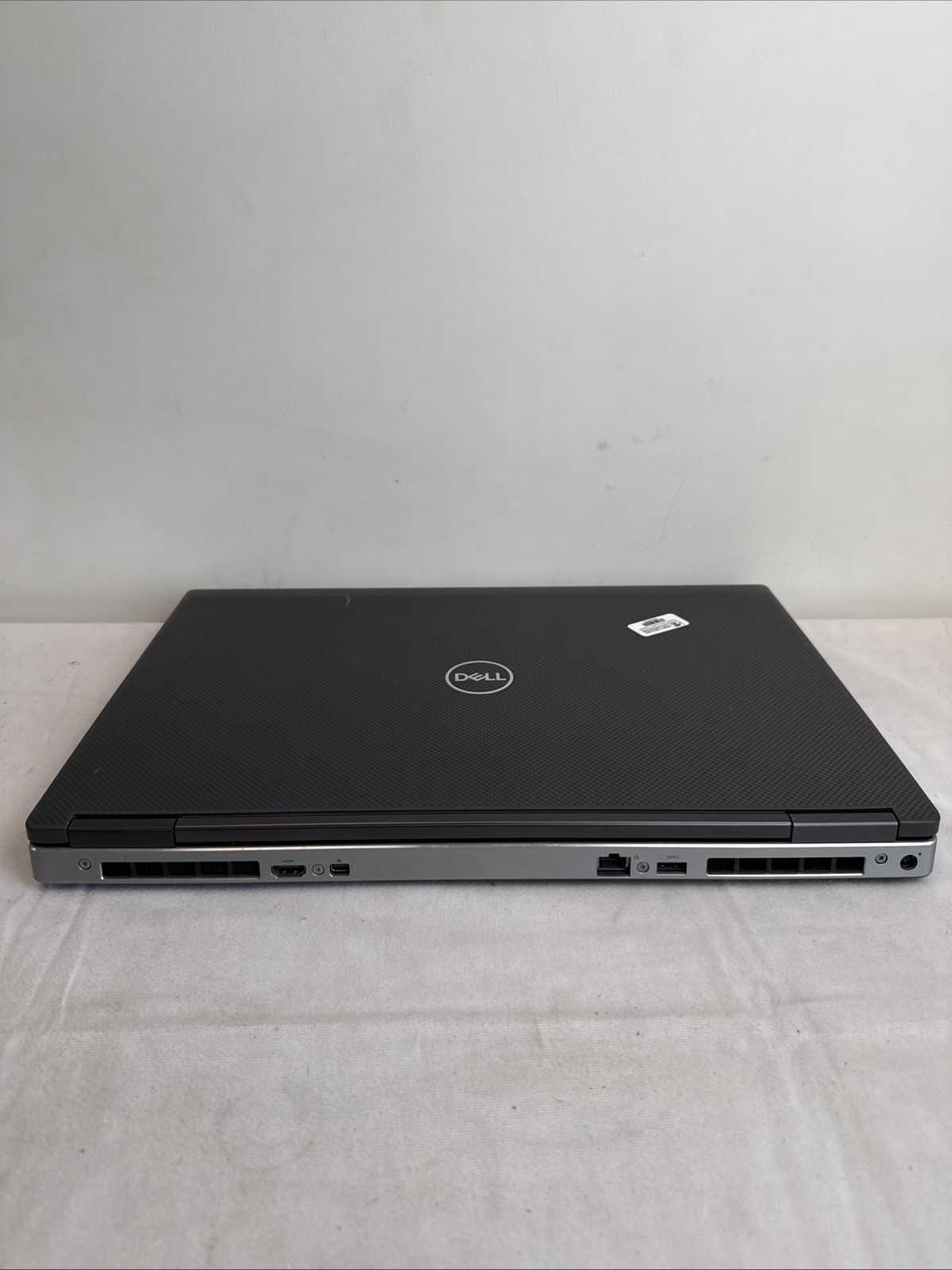 (N) Dell Precision 7740 17″ i7 9880 @2.30GHz 32GB RAM 1TB SSD Radeon Pro WX 3200