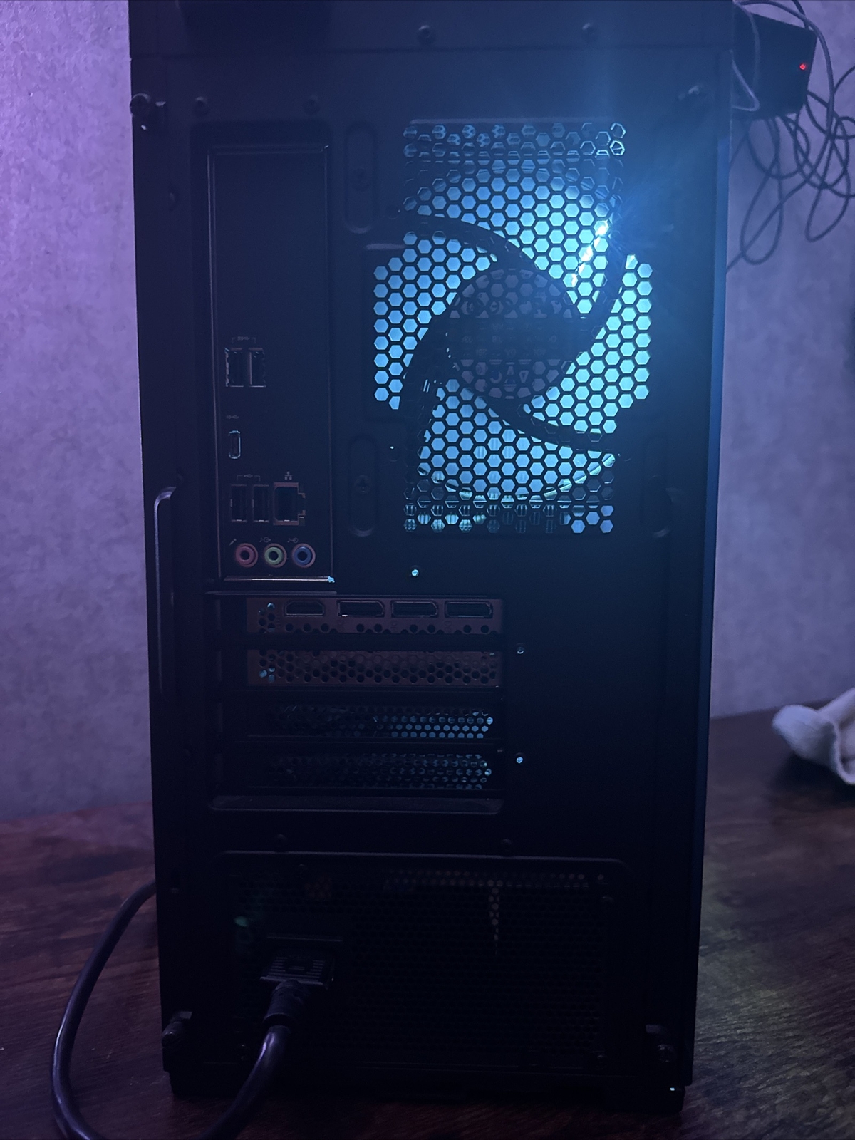 Lenovo Legion T5-26AMR5 Desktop (Ryzen 5 3060 6-core 16GB RAM) Includes KBM!!