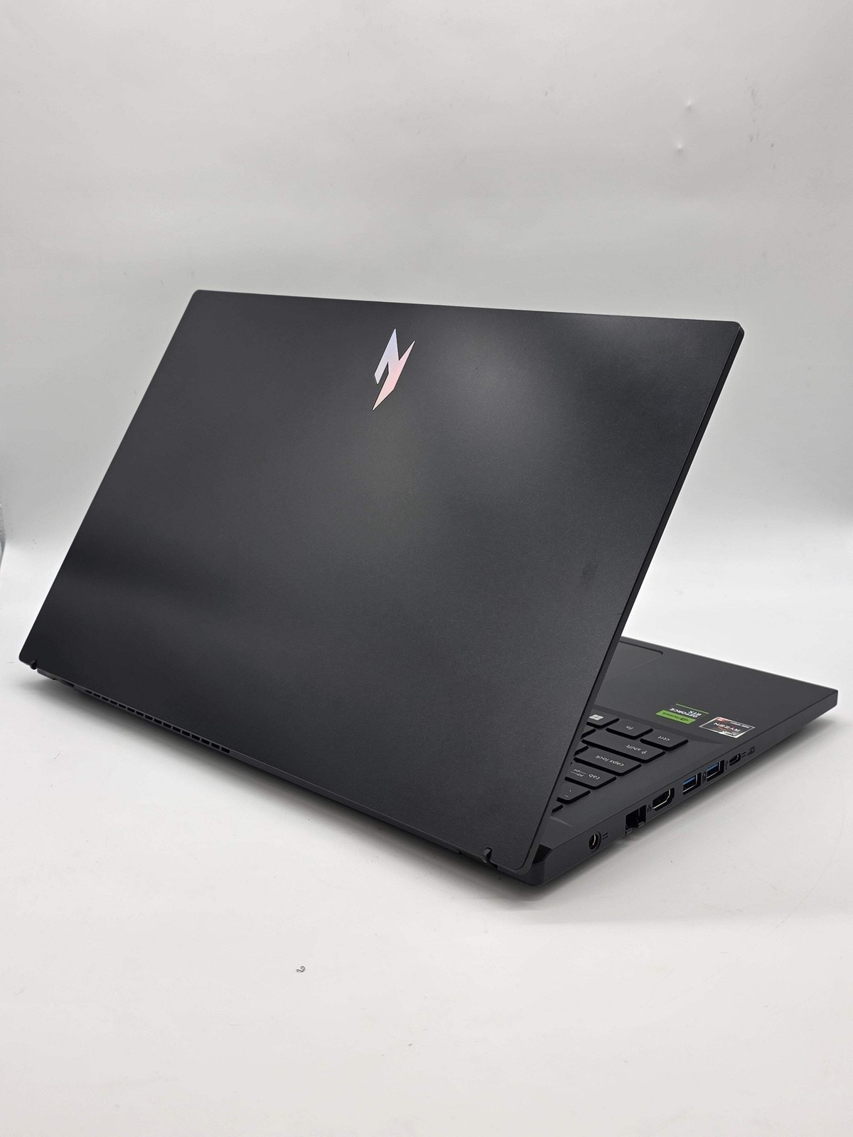 Acer Nitro V 15 Gaming Laptop Ryzen 5 7535HS RTX 4050 16GB RAM 512GB SSD 144Hz T