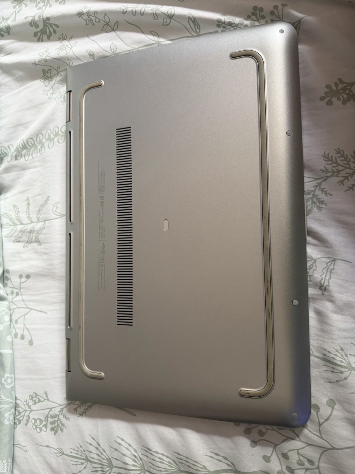 HP Pavilion x360 14in FHD Touch 2-in-1 i5 8th Gen 8GB 256GB SSD W10 Silver
