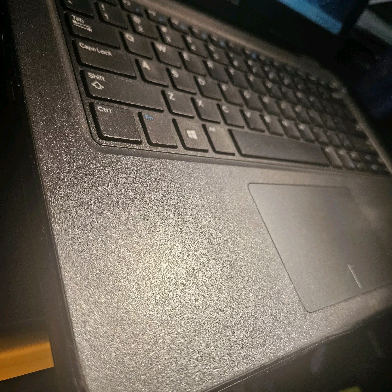 DELL Latitude 3300 13.3″ Core i3 7th Gen 16GB RAM 256GB SSD Windows 11 Pro