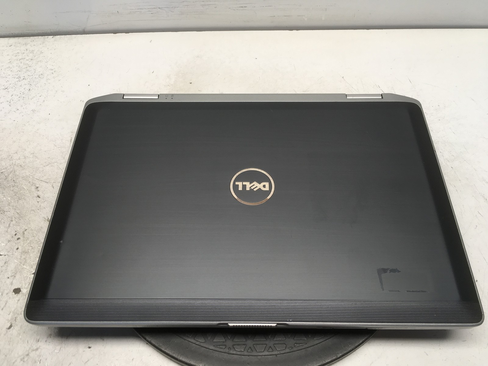 Dell Latitude E6420 Intel i5-2520M 2.5GHz 8 GB NO HDD No Batt