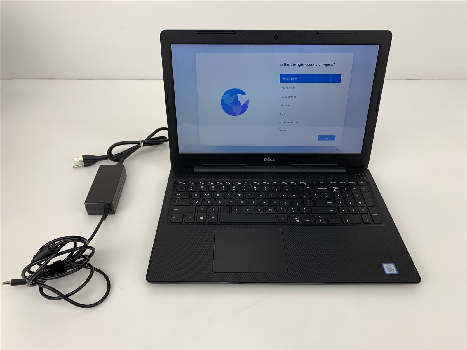 Dell Inspiron 3583 Intel i3-8145U 2.10GHz 8GB RAM 128GB NVMe Win 11 Home 15.5″