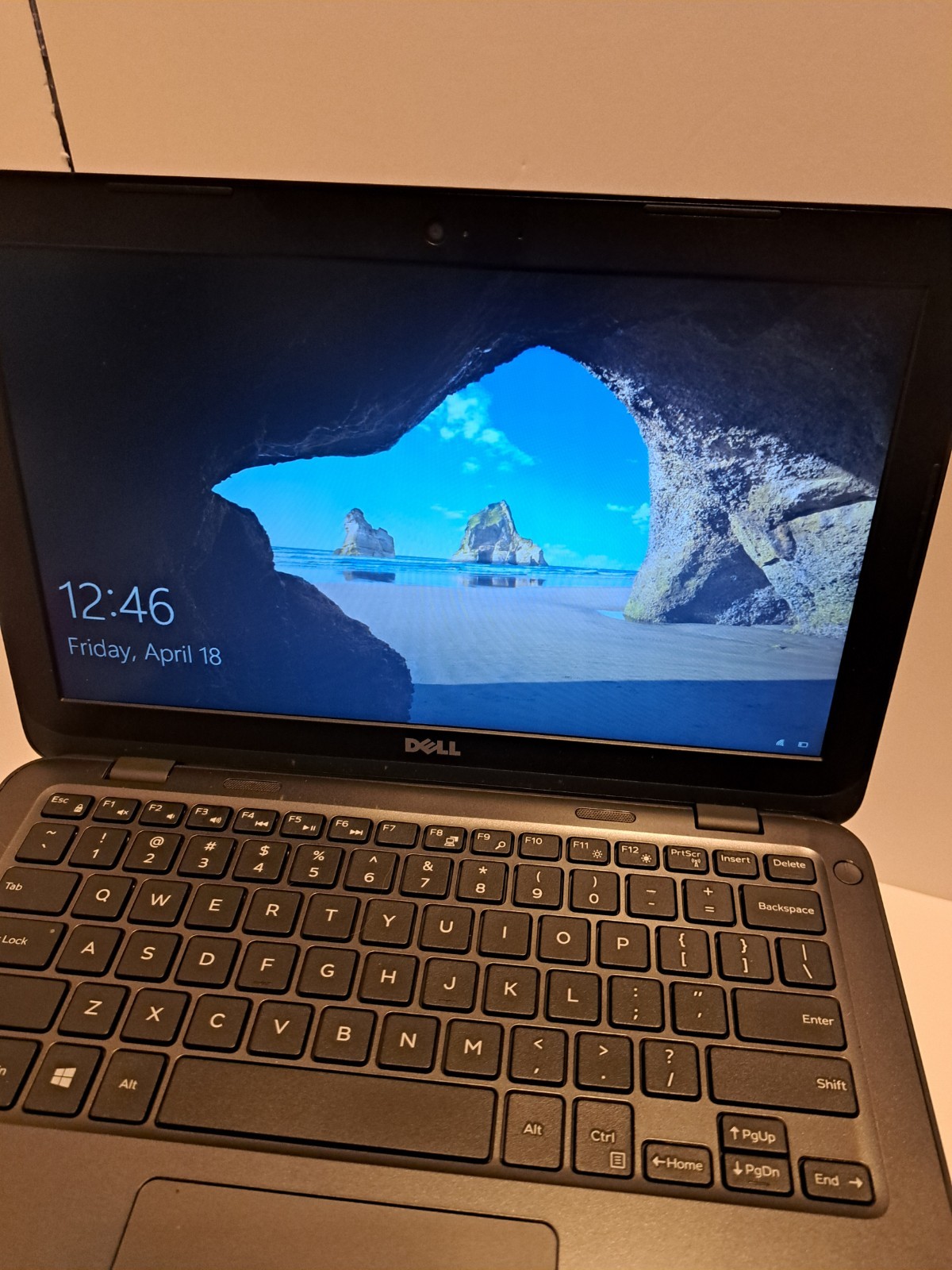 Dell Inspiron P24T, Intel Celeron @ 1.60 GHZ, 30GB HDD, 2GB RAM, Win10
