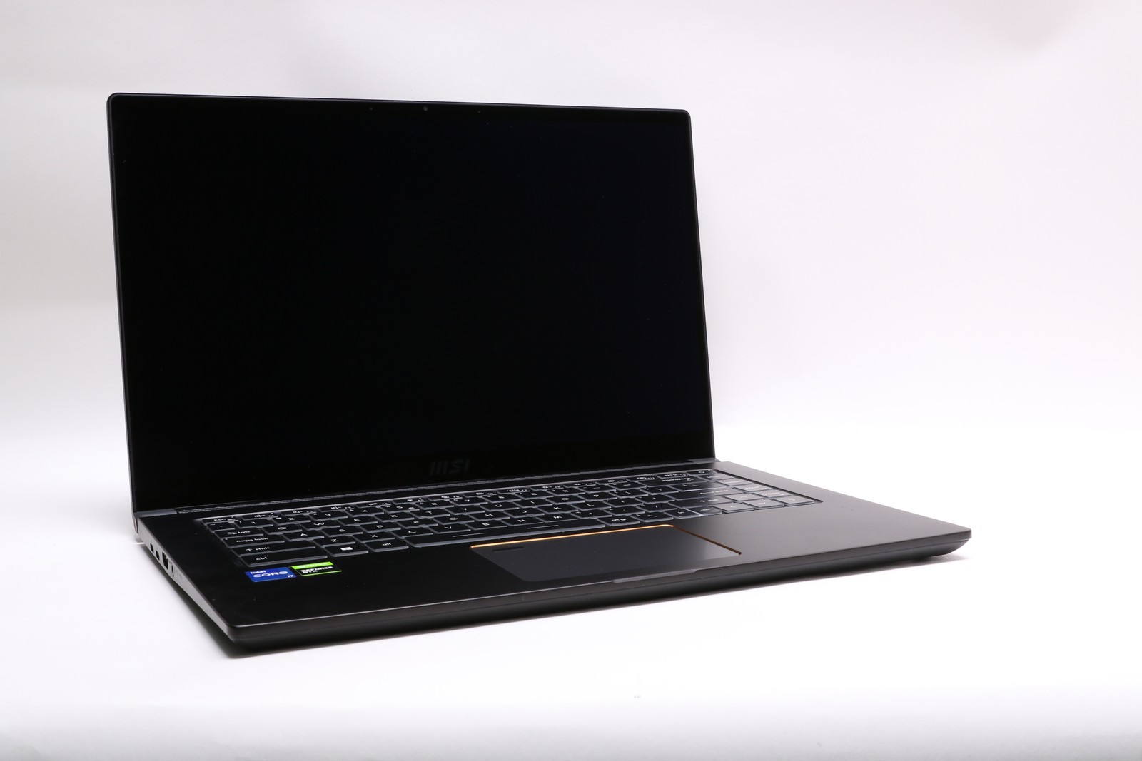 15″ MSI Summit E15 A11scst, i7-1185G7, 32GB, 1TB SSD, GTX 1650 Ti with Max-Q