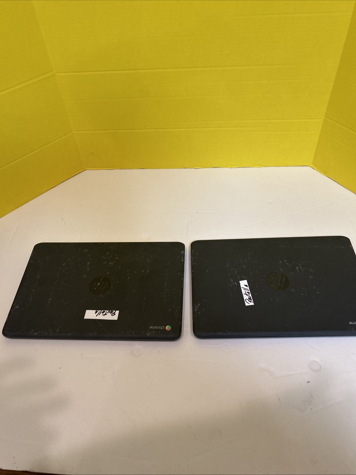 Lot of 2 HP Chromebook 14 G5 14″ For Parts Repair SCREEN