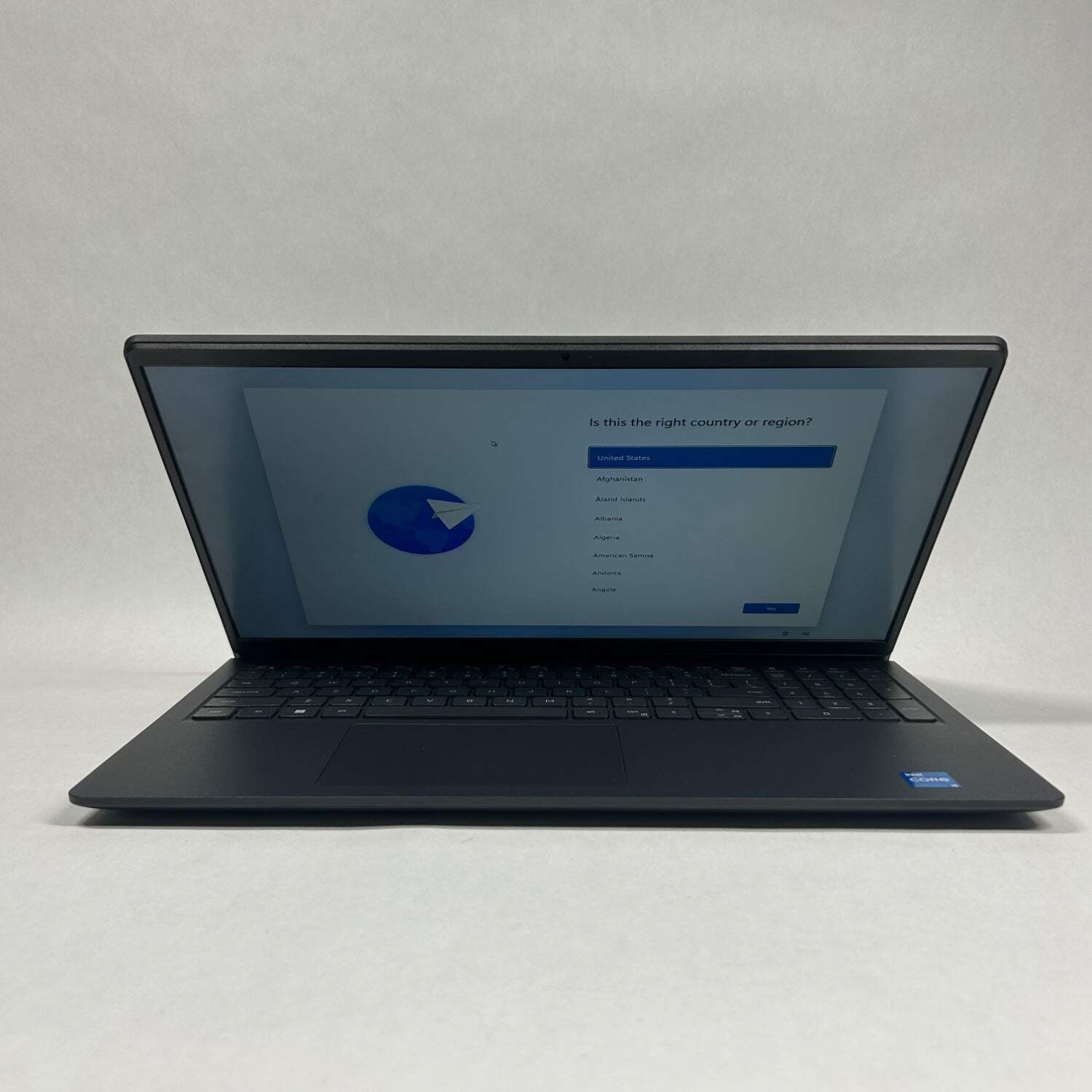 Dell DC15250 15.6″ i7-1355U 1.7GHz 16GB RAM 256GB SSD