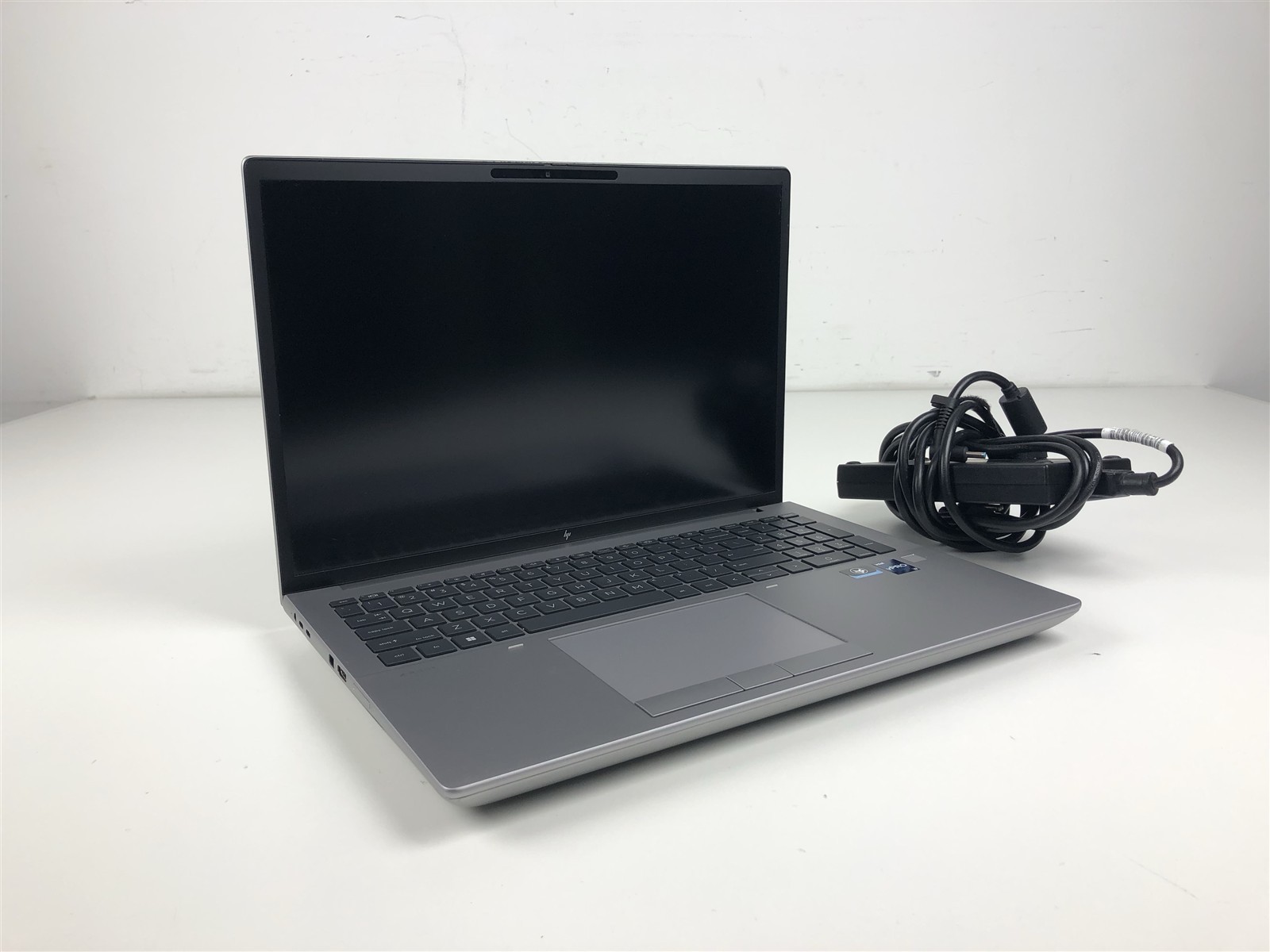 HP ZBook Fury 16 G9: Core i7-12850HX 2.1GHz – 32GB – 1TB – RTX A3000 Mobile
