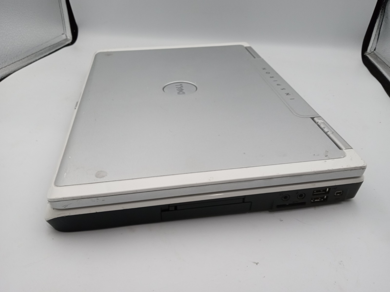 Dell Inspiron 6000 15″ Laptop Intel Pentium 1GB RAM 40GB HDD WinXP – READ -RR