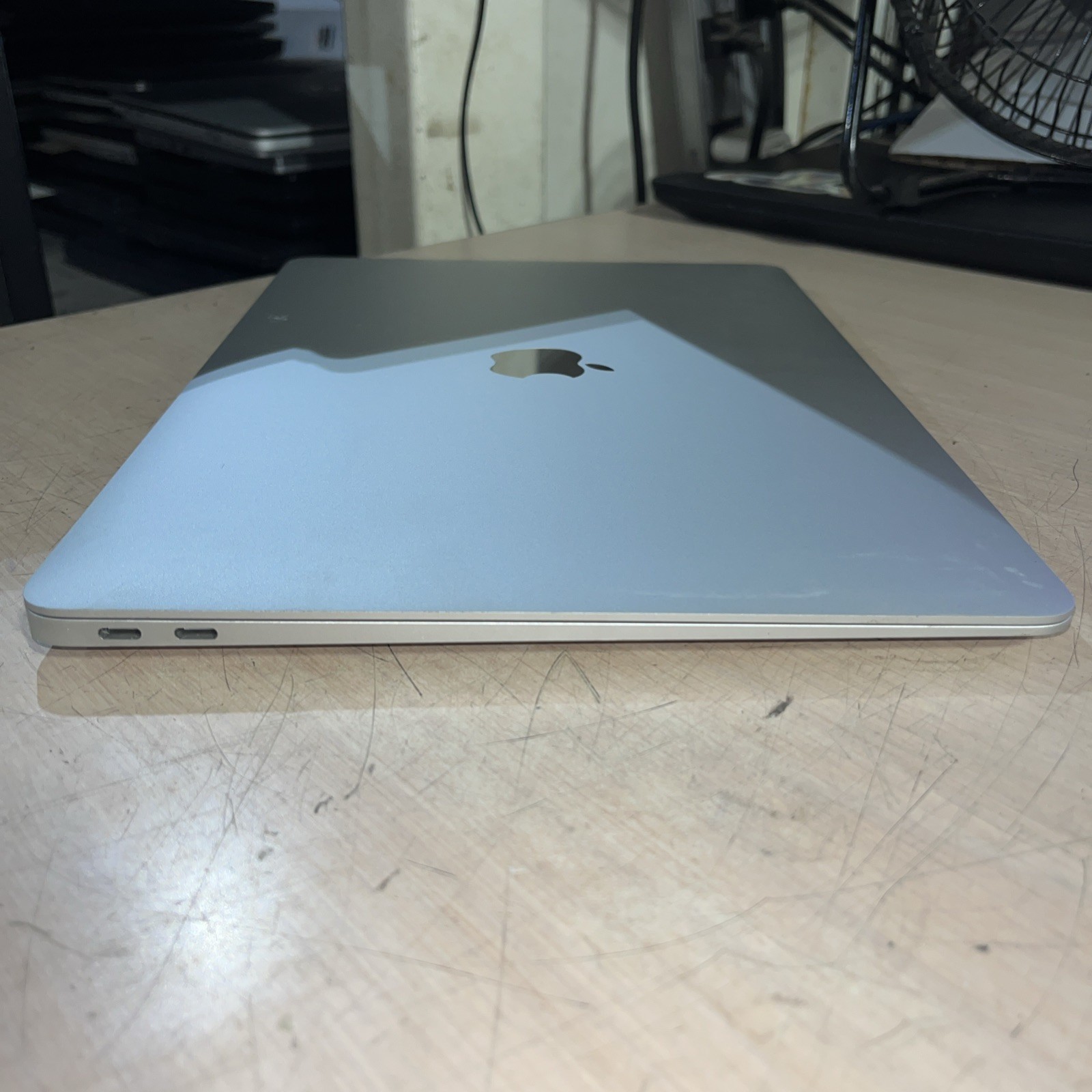APPLE MACBOOK AIR 13″ SCISSOR,2020 CORE I3-1000NG4 1.1GHZ 8GB RAM 256SSD