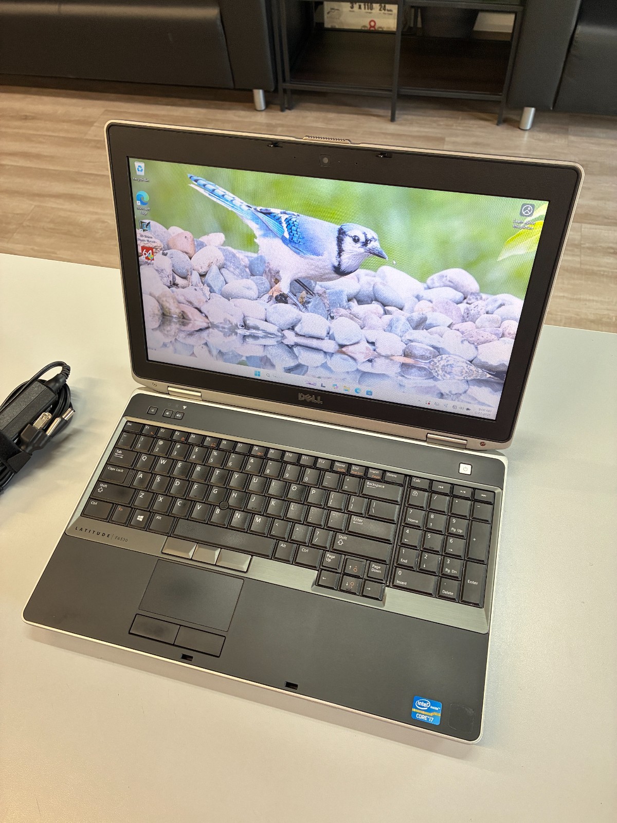 Dell Latitude E6530: 15.6″ / i7-3540M / RAM 16Gb / SSD 240Gb / Wi-Fi / Win 11